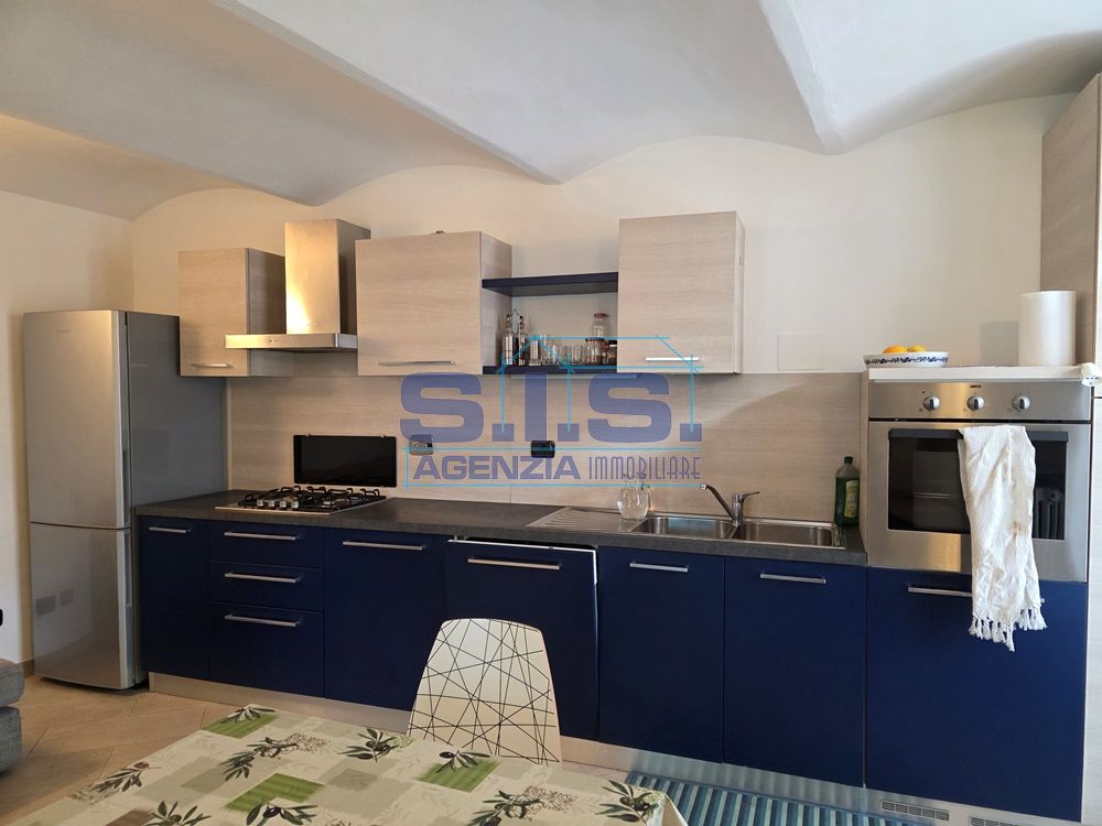 SALUZZO (Cn) - Bilocale arredato