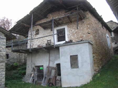 VALMALA (Cn) - Baita da ristrutturare