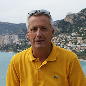 +39.335.24.96.67<br>
sisimmobiliare.massimo@gmail.com